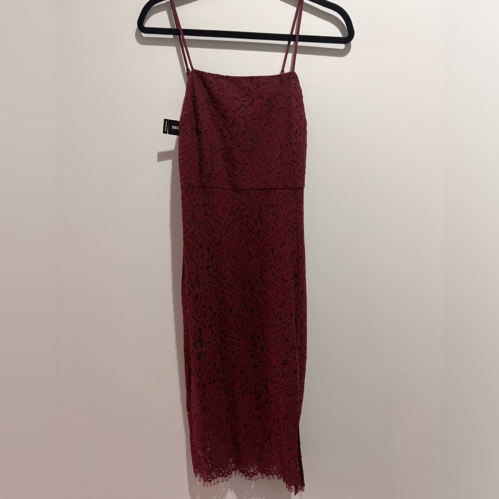 NWT Express maroon lace midi dress in size XS